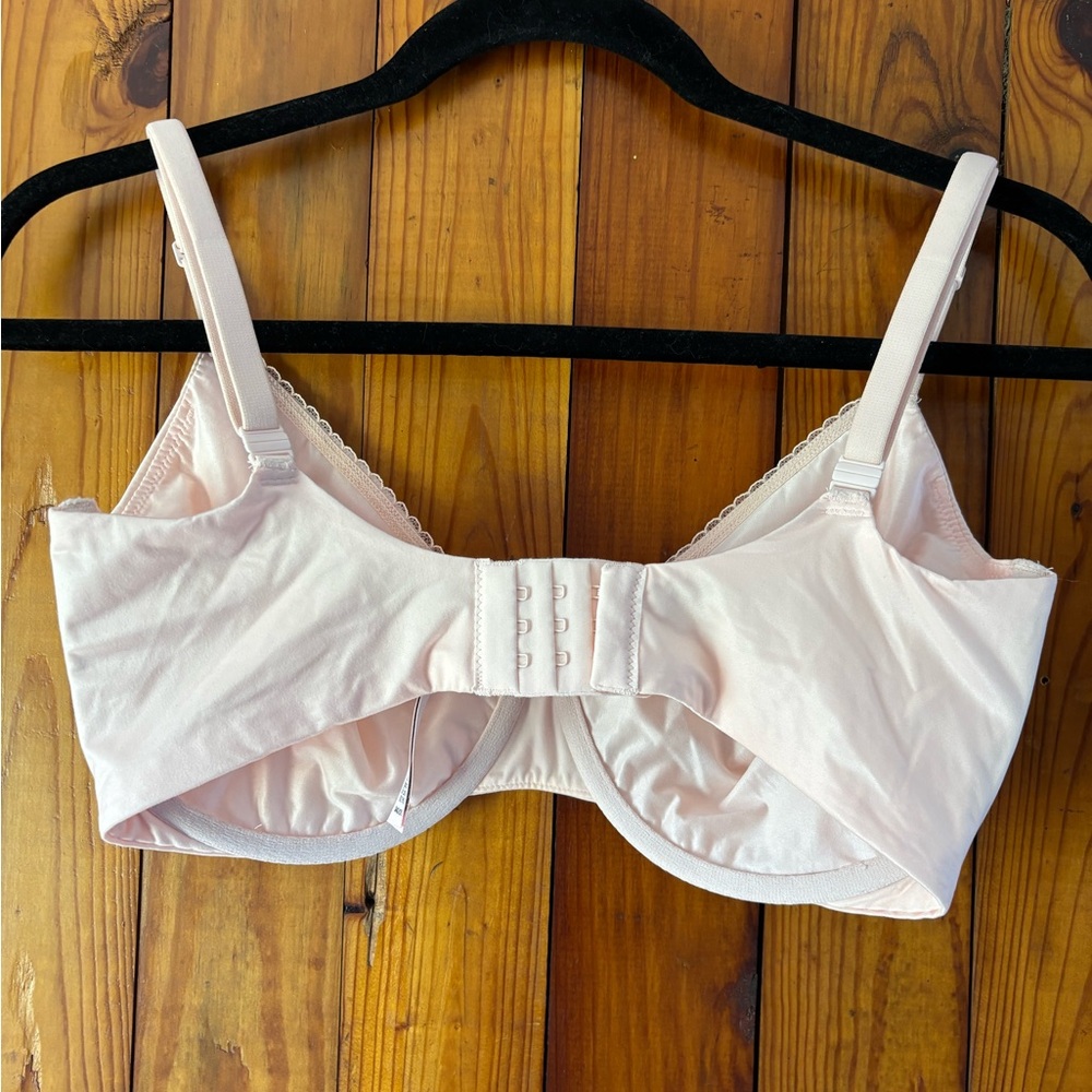 NWOT Victoria’s Secret Women’s Light Pink Unlined Demi 34G Bra - Picture 10 of 10